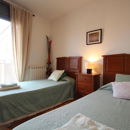Ca L'Anna - Holiday Apartment Tremp Pokoj fotografie